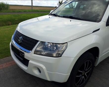 Белый Сузуки Гранд Витара, объемом двигателя 0 л и пробегом 230 тыс. км за 1793 $, фото 6 на Automoto.ua