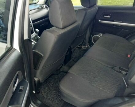 Белый Сузуки Гранд Витара, объемом двигателя 0 л и пробегом 230 тыс. км за 1793 $, фото 3 на Automoto.ua