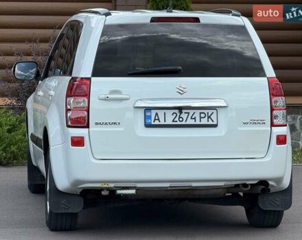 Белый Сузуки Гранд Витара, объемом двигателя 2.39 л и пробегом 260 тыс. км за 9800 $, фото 31 на Automoto.ua