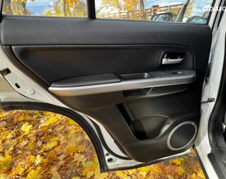 Сузуки Гранд Витара 2010 в Киеве на Automoto.ua Белый Сузуки Гранд Витара, объемом двигателя 2.4 л и пробегом 193 тыс. км за 10490 $, фото 20 на Automoto.ua