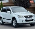 Белый Сузуки Гранд Витара, объемом двигателя 2.39 л и пробегом 260 тыс. км за 9800 $, фото 16 на Automoto.ua