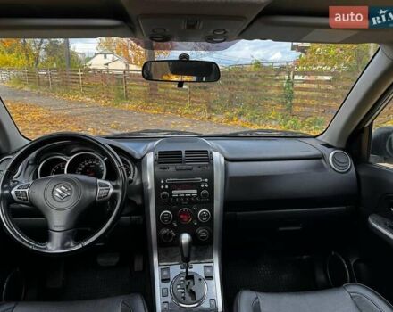 Білий Сузукі Гранд Вітара, об'ємом двигуна 2.4 л та пробігом 193 тис. км за 10440 $, фото 22 на Automoto.ua