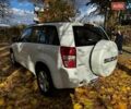 Білий Сузукі Гранд Вітара, об'ємом двигуна 2.4 л та пробігом 193 тис. км за 10440 $, фото 7 на Automoto.ua