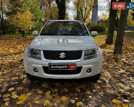 Білий Сузукі Гранд Вітара, об'ємом двигуна 2.4 л та пробігом 193 тис. км за 10440 $, фото 1 на Automoto.ua