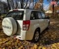 Білий Сузукі Гранд Вітара, об'ємом двигуна 2.4 л та пробігом 193 тис. км за 10440 $, фото 5 на Automoto.ua