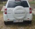 Білий Сузукі Гранд Вітара, об'ємом двигуна 2.39 л та пробігом 140 тис. км за 10000 $, фото 8 на Automoto.ua