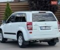 Белый Сузуки Гранд Витара, объемом двигателя 2.39 л и пробегом 260 тыс. км за 9800 $, фото 25 на Automoto.ua