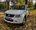 Сузуки Гранд Витара 2010 в Киеве на Automoto.ua Белый Сузуки Гранд Витара, объемом двигателя 2.4 л и пробегом 193 тыс. км за 10490 $, фото 1 на Automoto.ua