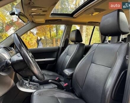 Білий Сузукі Гранд Вітара, об'ємом двигуна 2.4 л та пробігом 193 тис. км за 10440 $, фото 19 на Automoto.ua