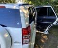 Белый Сузуки Гранд Витара, объемом двигателя 2.4 л и пробегом 165 тыс. км за 11000 $, фото 1 на Automoto.ua