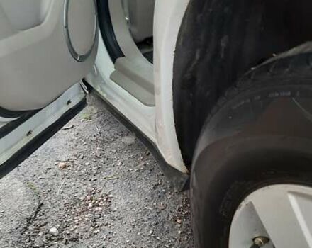 Білий Сузукі Гранд Вітара, об'ємом двигуна 2.39 л та пробігом 230 тис. км за 10000 $, фото 11 на Automoto.ua
