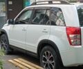 Білий Сузукі Гранд Вітара, об'ємом двигуна 2.4 л та пробігом 250 тис. км за 10500 $, фото 2 на Automoto.ua