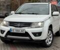 Білий Сузукі Гранд Вітара, об'ємом двигуна 2.4 л та пробігом 181 тис. км за 10900 $, фото 1 на Automoto.ua
