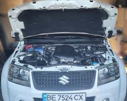 Белый Сузуки Гранд Витара, объемом двигателя 1.9 л и пробегом 195 тыс. км за 11200 $, фото 11 на Automoto.ua