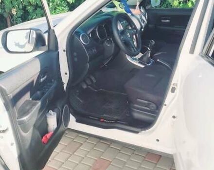 Белый Сузуки Гранд Витара, объемом двигателя 1.9 л и пробегом 195 тыс. км за 11200 $, фото 13 на Automoto.ua