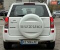 Білий Сузукі Гранд Вітара, об'ємом двигуна 2.4 л та пробігом 181 тис. км за 10900 $, фото 5 на Automoto.ua