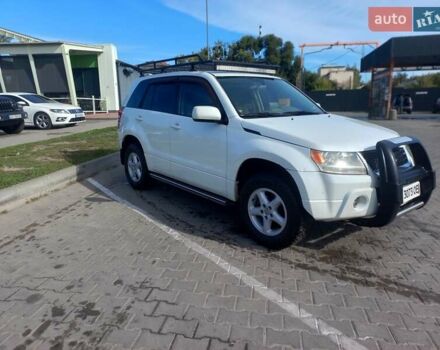 Білий Сузукі Гранд Вітара, об'ємом двигуна 2.4 л та пробігом 280 тис. км за 9000 $, фото 9 на Automoto.ua