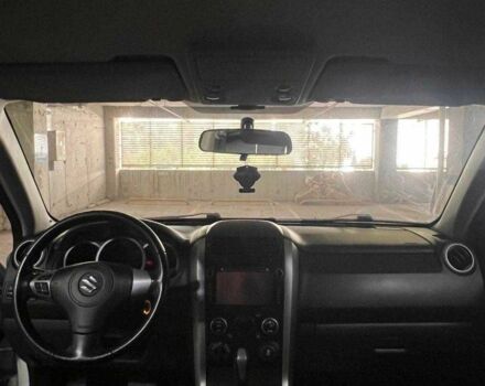 Белый Сузуки Гранд Витара, объемом двигателя 2.4 л и пробегом 91 тыс. км за 13000 $, фото 7 на Automoto.ua