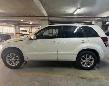 Белый Сузуки Гранд Витара, объемом двигателя 2.4 л и пробегом 91 тыс. км за 13000 $, фото 3 на Automoto.ua