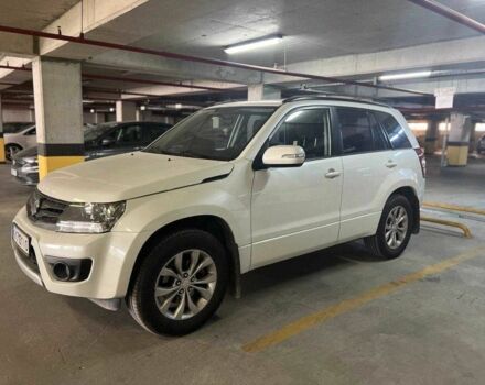 Белый Сузуки Гранд Витара, объемом двигателя 2.4 л и пробегом 91 тыс. км за 13000 $, фото 2 на Automoto.ua