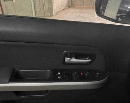 Белый Сузуки Гранд Витара, объемом двигателя 2.4 л и пробегом 91 тыс. км за 13000 $, фото 11 на Automoto.ua