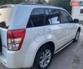 Белый Сузуки Гранд Витара, объемом двигателя 2.39 л и пробегом 181 тыс. км за 13800 $, фото 7 на Automoto.ua
