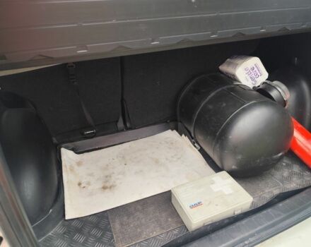 Білий Сузукі Гранд Вітара, об'ємом двигуна 0 л та пробігом 62 тис. км за 15499 $, фото 2 на Automoto.ua