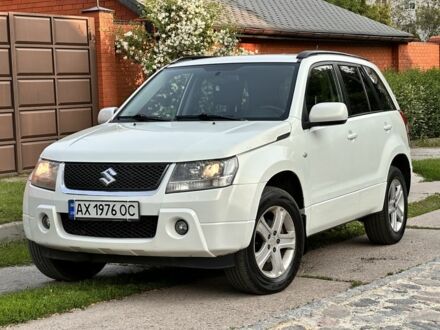 Сузукі Гранд Вітара 2006 у Харкові на Automoto.ua Білий Сузукі Гранд Вітара, об'ємом двигуна 2 л та пробігом 290 тис. км за 6400 $, фото 1 на Automoto.ua