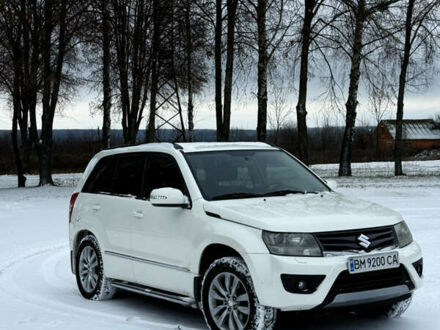 Білий Сузукі Гранд Вітара, об'ємом двигуна 2.4 л та пробігом 264 тис. км за 11500 $, фото 1 на Automoto.ua