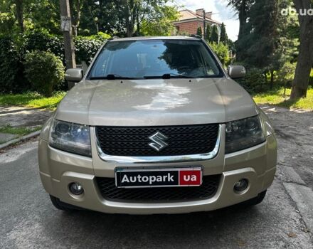 Бежевий Сузукі Гранд Вітара, об'ємом двигуна 2.4 л та пробігом 143 тис. км за 7740 $, фото 1 на Automoto.ua