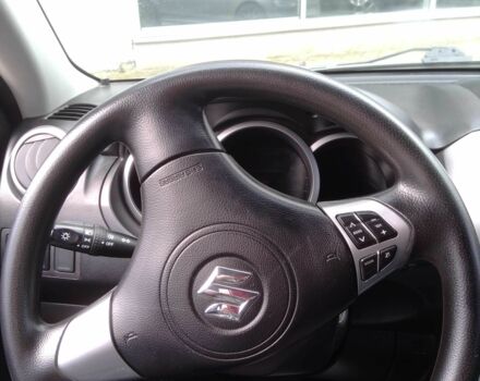 Бежевий Сузукі Гранд Вітара, об'ємом двигуна 2.4 л та пробігом 184 тис. км за 8000 $, фото 8 на Automoto.ua