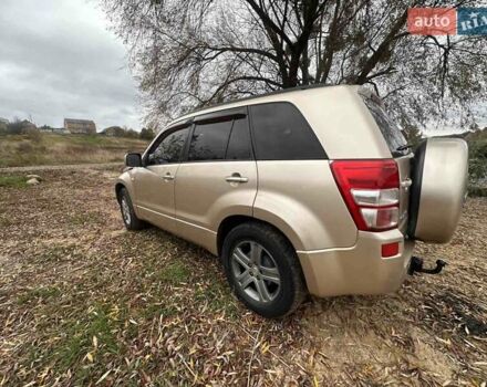 Бежевый Сузуки Гранд Витара, объемом двигателя 2 л и пробегом 204 тыс. км за 6400 $, фото 9 на Automoto.ua