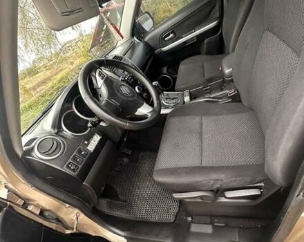 Бежевый Сузуки Гранд Витара, объемом двигателя 2 л и пробегом 204 тыс. км за 6400 $, фото 6 на Automoto.ua