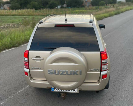 Бежевый Сузуки Гранд Витара, объемом двигателя 2 л и пробегом 197 тыс. км за 7000 $, фото 4 на Automoto.ua