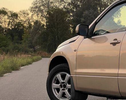 Бежевый Сузуки Гранд Витара, объемом двигателя 2 л и пробегом 197 тыс. км за 7000 $, фото 10 на Automoto.ua