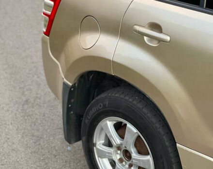 Бежевый Сузуки Гранд Витара, объемом двигателя 2 л и пробегом 197 тыс. км за 7000 $, фото 17 на Automoto.ua