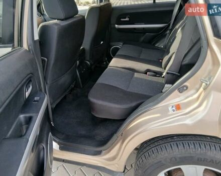 Бежевый Сузуки Гранд Витара, объемом двигателя 2 л и пробегом 260 тыс. км за 7100 $, фото 9 на Automoto.ua