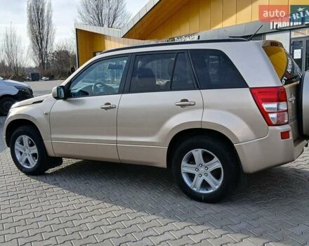 Бежевый Сузуки Гранд Витара, объемом двигателя 2 л и пробегом 260 тыс. км за 7100 $, фото 1 на Automoto.ua