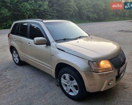 Бежевый Сузуки Гранд Витара, объемом двигателя 2 л и пробегом 311 тыс. км за 5700 $, фото 1 на Automoto.ua
