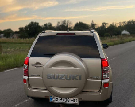 Бежевый Сузуки Гранд Витара, объемом двигателя 2 л и пробегом 197 тыс. км за 7000 $, фото 3 на Automoto.ua