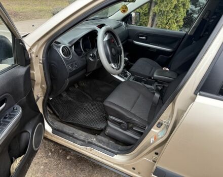 Бежевый Сузуки Гранд Витара, объемом двигателя 1.9 л и пробегом 336 тыс. км за 3500 $, фото 4 на Automoto.ua