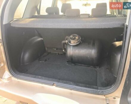 Бежевый Сузуки Гранд Витара, объемом двигателя 2 л и пробегом 110 тыс. км за 7500 $, фото 9 на Automoto.ua