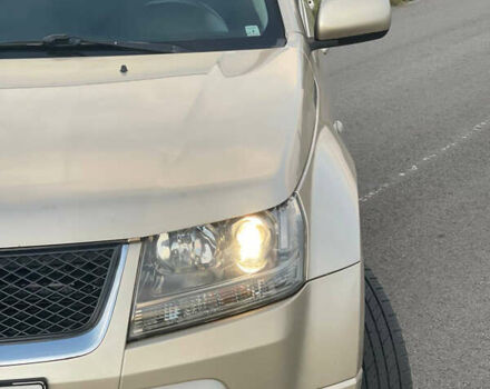 Бежевый Сузуки Гранд Витара, объемом двигателя 2 л и пробегом 197 тыс. км за 7000 $, фото 8 на Automoto.ua