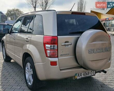 Бежевый Сузуки Гранд Витара, объемом двигателя 2 л и пробегом 260 тыс. км за 7100 $, фото 6 на Automoto.ua