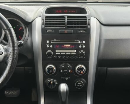 Бежевый Сузуки Гранд Витара, объемом двигателя 2 л и пробегом 242 тыс. км за 7500 $, фото 14 на Automoto.ua