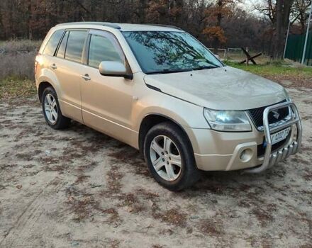 Бежевий Сузукі Гранд Вітара, об'ємом двигуна 2 л та пробігом 245 тис. км за 6000 $, фото 4 на Automoto.ua