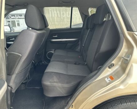 Бежевый Сузуки Гранд Витара, объемом двигателя 2 л и пробегом 242 тыс. км за 7500 $, фото 18 на Automoto.ua