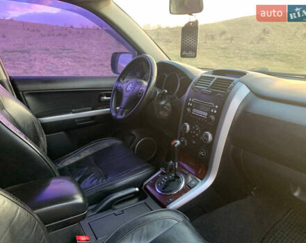 Бежевый Сузуки Гранд Витара, объемом двигателя 2 л и пробегом 262 тыс. км за 7000 $, фото 11 на Automoto.ua