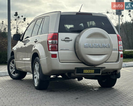 Бежевый Сузуки Гранд Витара, объемом двигателя 2 л и пробегом 242 тыс. км за 7500 $, фото 19 на Automoto.ua
