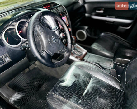 Бежевый Сузуки Гранд Витара, объемом двигателя 2 л и пробегом 236 тыс. км за 6500 $, фото 10 на Automoto.ua